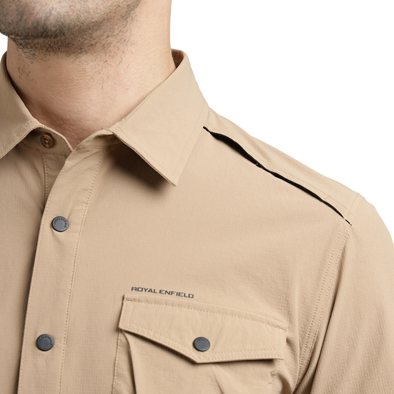 더블 포켓 퍼포먼스 카키 셔츠